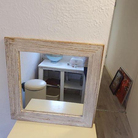 Litherland Apartment Esterno foto