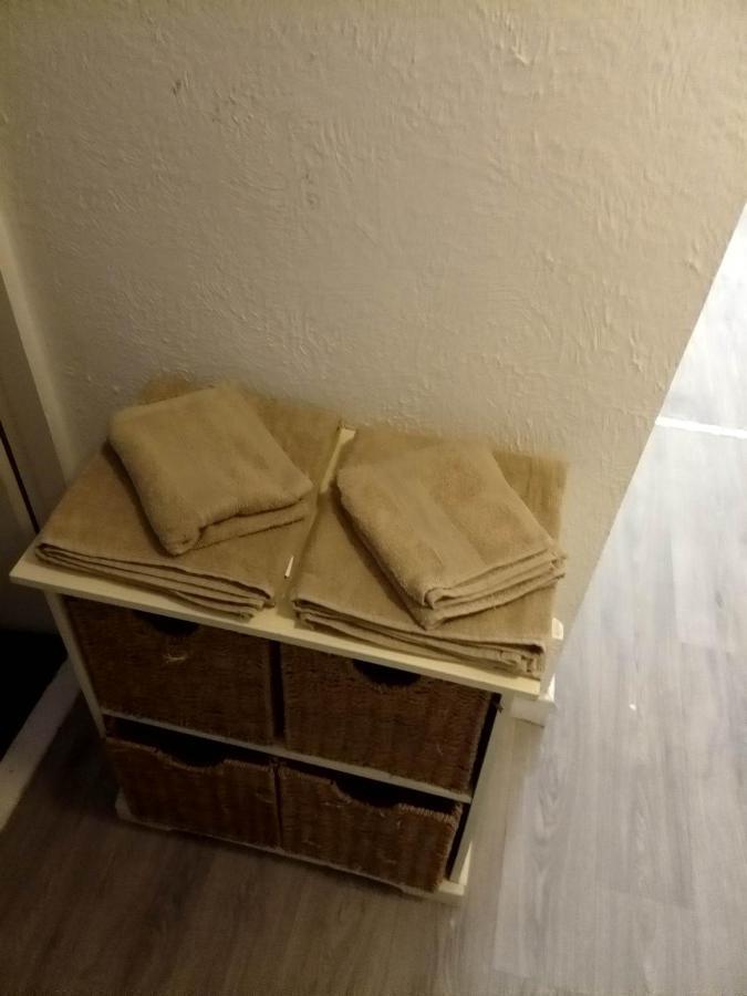 Litherland Apartment Esterno foto